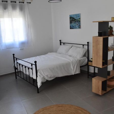 Luxury 2-Room Suite In The Center Of Downtown Haifa Exterior foto